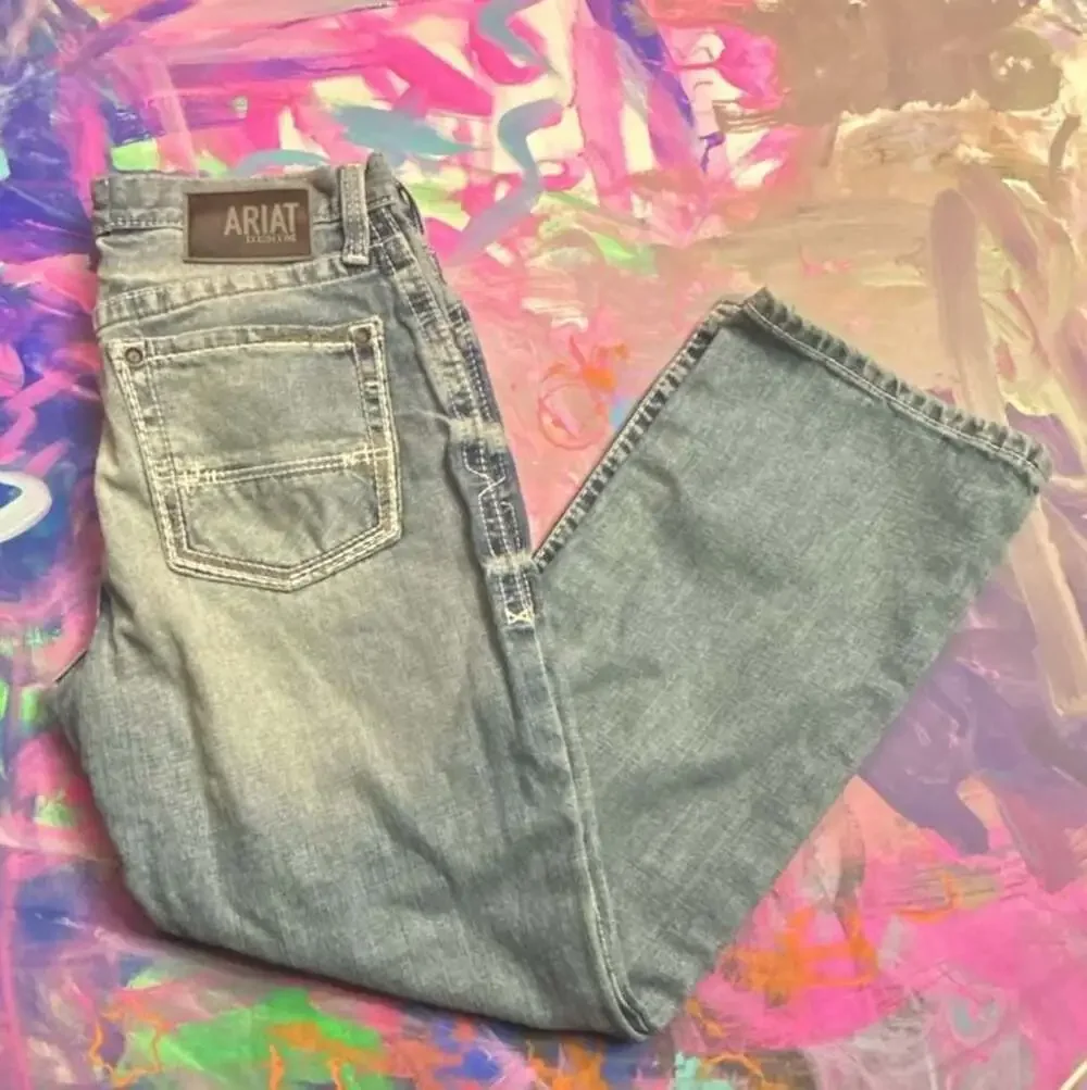 Ariat Denim Blue Jeans Size 32x30